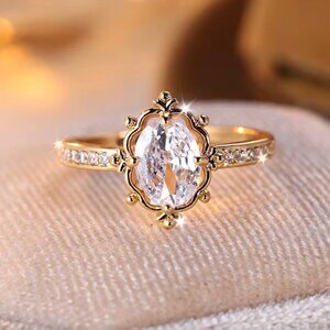 NEW 18k Gold Diamond Ring Oval Cut Ring